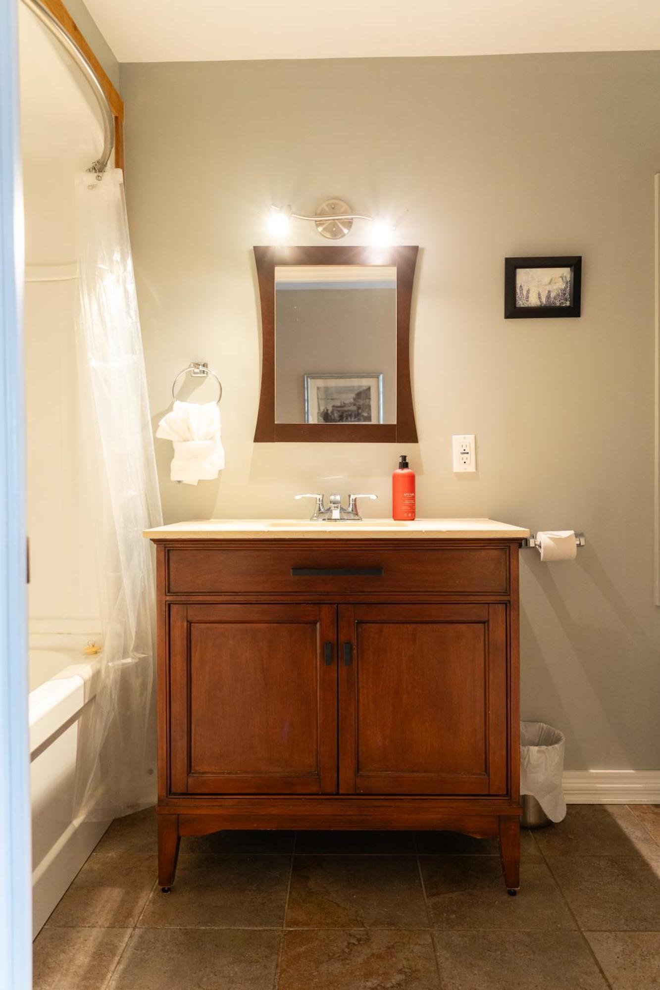 Albert'S Shelburne Luaran gambar